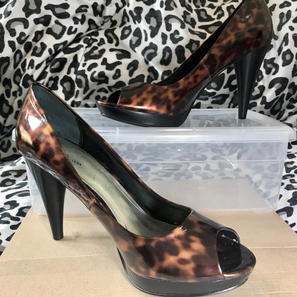 4” Leopard Print Heels with Peep-toe - Picture 3 of 6